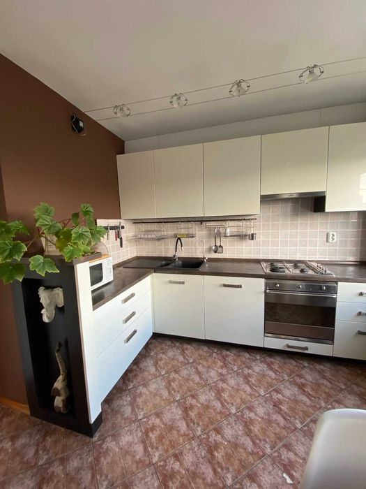 Без% 2к вул.Полку Азов 25 Цегла