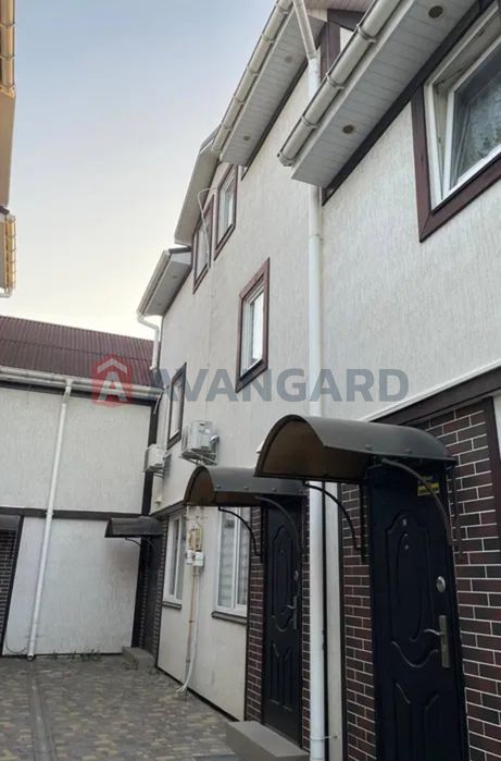 Продаж триповерхового таунхаусу, Боярка