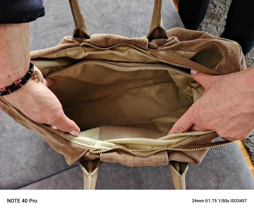 Skórzana torebka damska