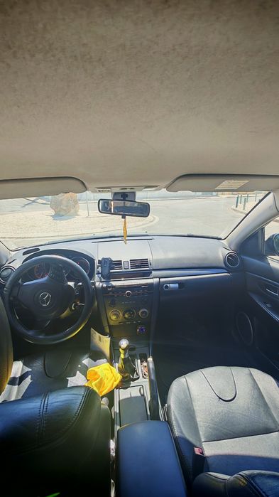 Mazda 3 — fotografia 4