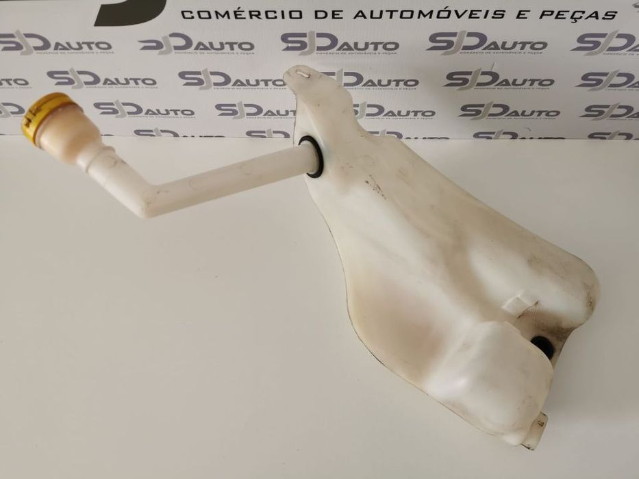 Reservatório / Vaso Água Limpa Vidros - Renault Megane III