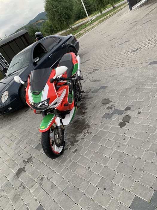 Продам або обміняю Honda vtr 1000rr неробить стартер