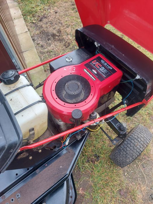 Sprzedam traktorek -kosiarkę MTD B100