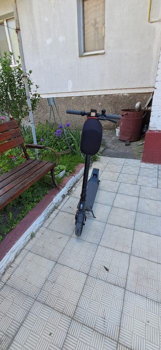 Продам Xiaomi Electric Scooter 4 Lite (2nd Gen)