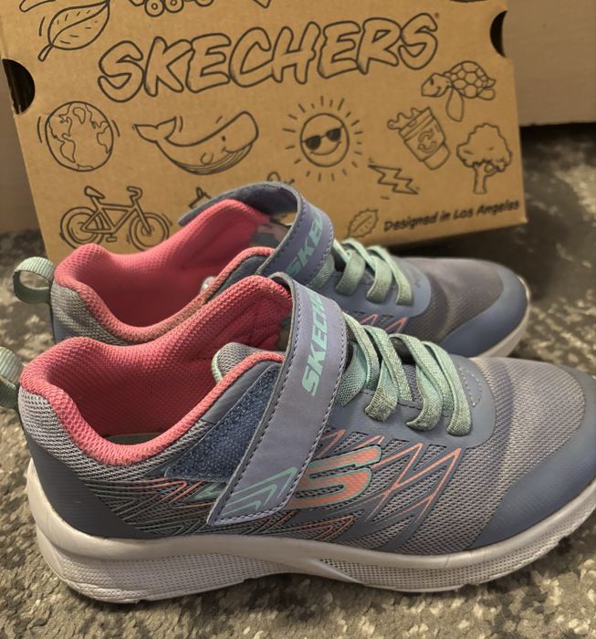 Skechers dla dziewczynki, stan bdb. r. 35