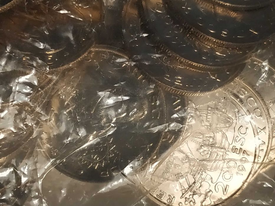 Saco selado com 25 moedas de 200 escudos de 1997 S. Francisco Xavier