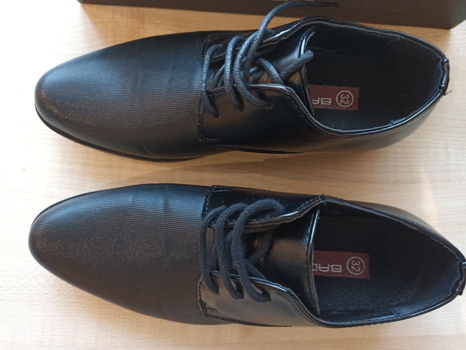 Czarne eleganckie buty rozm 32,komunijne