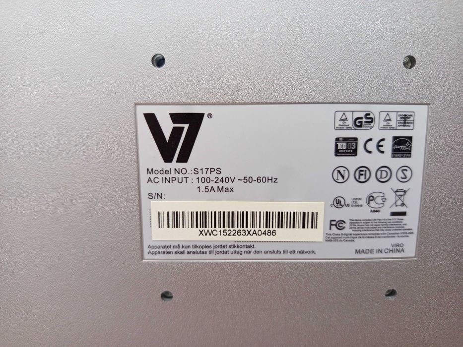 Ecrã 17 polegadas com colunas64553328607235121