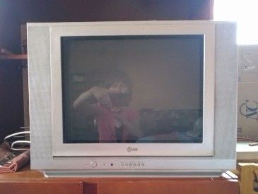Телевізор  LG  б/в  21 дюйм