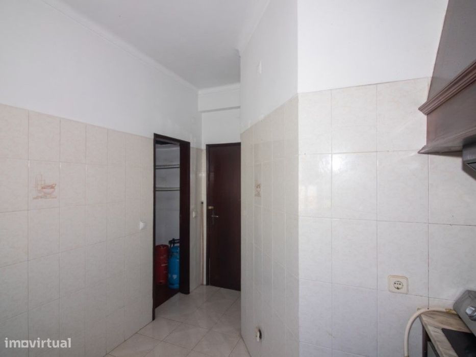 T3 para Remodelar no Centro de Samora Correia | Excelente Potencial