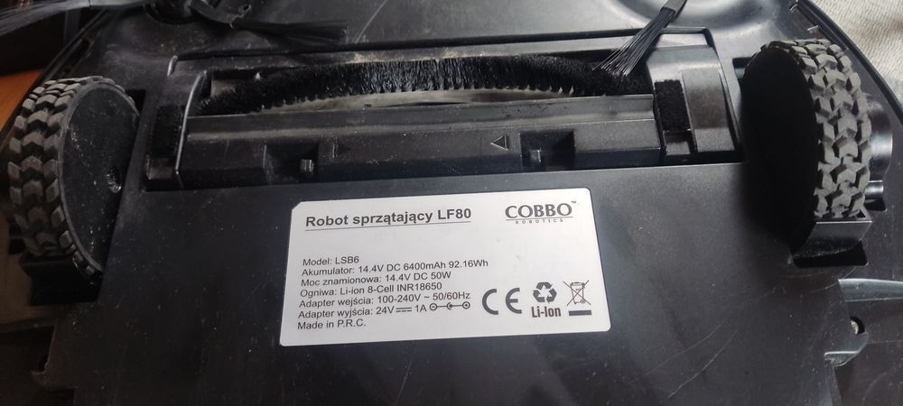 Cobbo LF 80 robót odkurzający, mopujący