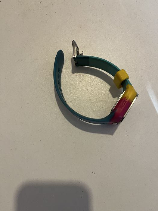 Relógio Nixon Supertide Original – Resistente e Estiloso