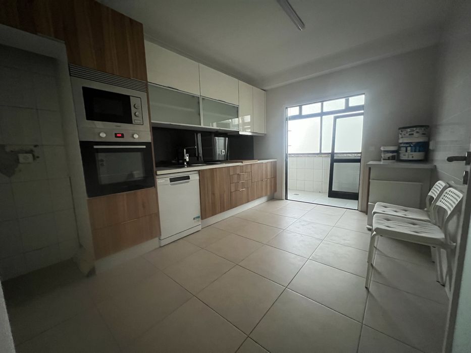 Apartamento T3 totalmente renovado