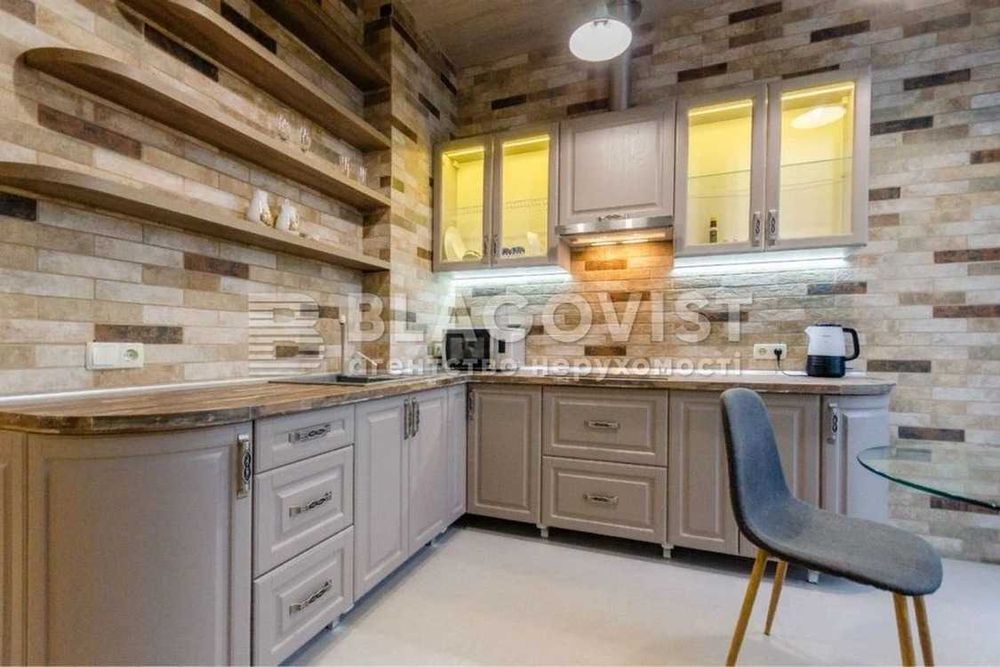 Apartment in Kyiv, Zahorivshchyna, Lukʼyanivka - View 3