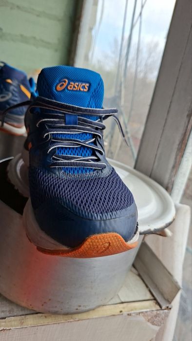 Кросівки для бігу  ASICS