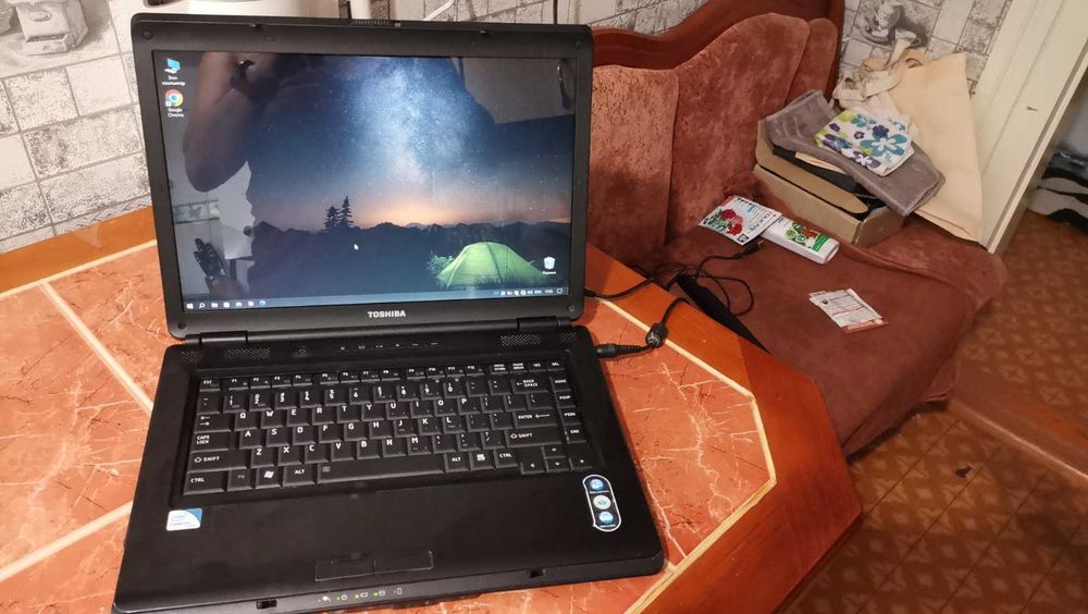Ноутбук для работы и учебы 15,4 Toshiba Intel T3300_2GbRam_160GbHddWeb