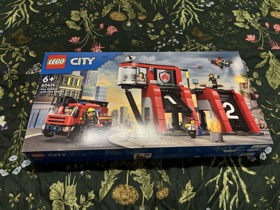 LEGO City 60414 Remiza strażacka z wozem strażackim NOWE