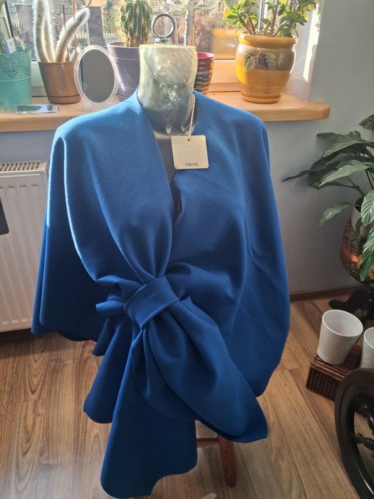 Ponczo damskie vans  vanis nowe z metką