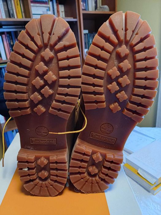 Botas Timberland nr 44 NOVAS