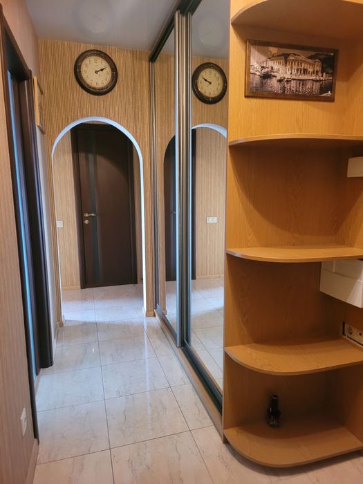 Комфортна стильна видова квартира