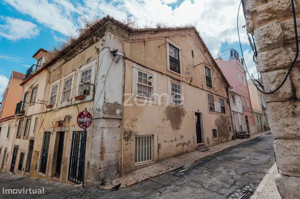 Santos Renovation Project — Estrela, Lisboa