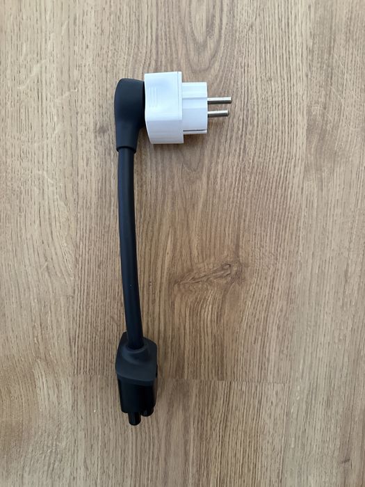 Штекер, хвіст, зарядка Tesla mobile connector  12а 220в 2,4кв