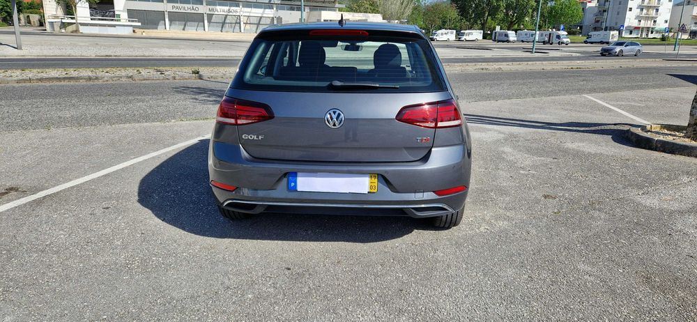 VW Golf 1.6 TDI Confortline DSG