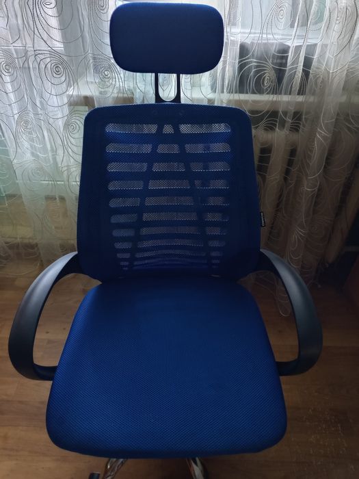 Компьютерное кресло