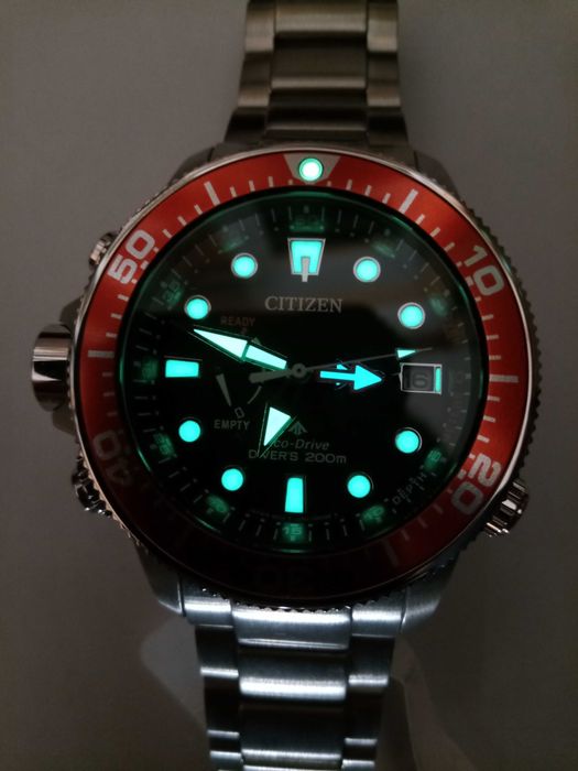 Дайверские 200м часы Citizen Солнеч батарея глубиномер сигнал всплытия