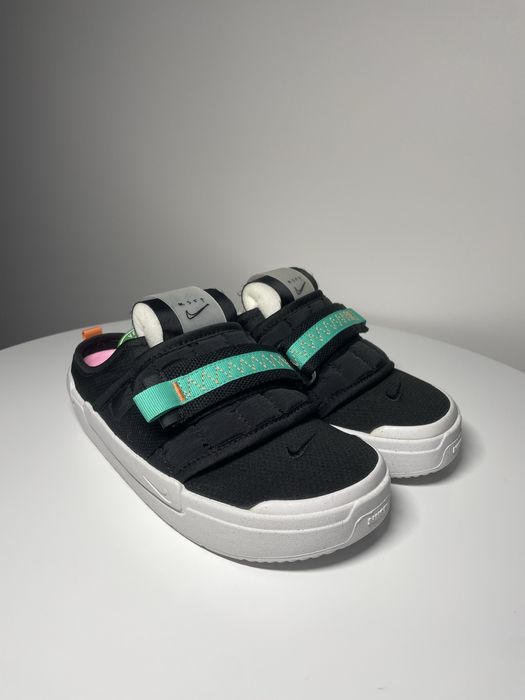 Chodaki Nike Offline