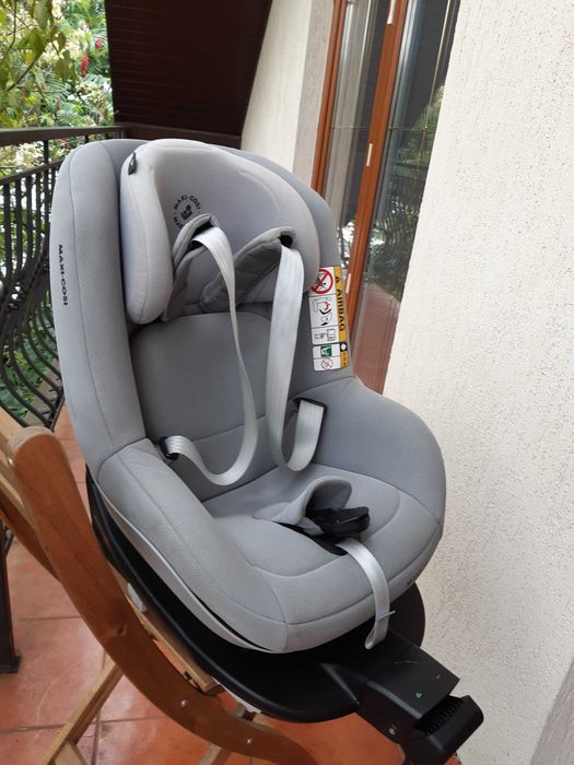 Fotelik Maxi Cosi Pearl Pro 2 i-Size z bazą Maxi Cosi FamilyFix 2