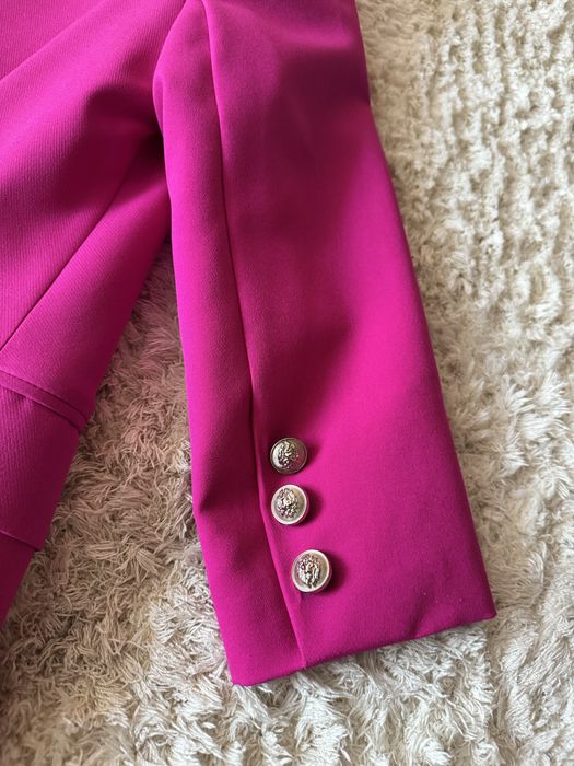 Продам піджак в гпрному стані