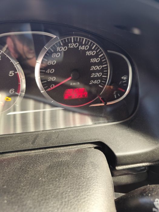 Mazda 6 avariado