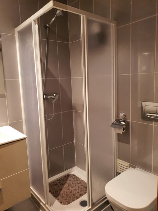 Apartamento t3 duplex em bom estado .