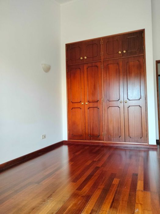 Arrendo apartamento T2 - Estoi