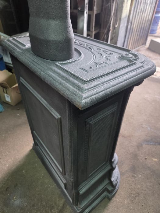 Salamandra em ferro fundido