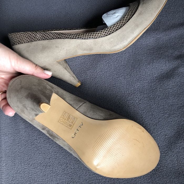 Sapatos Aldo em pele (novos)
