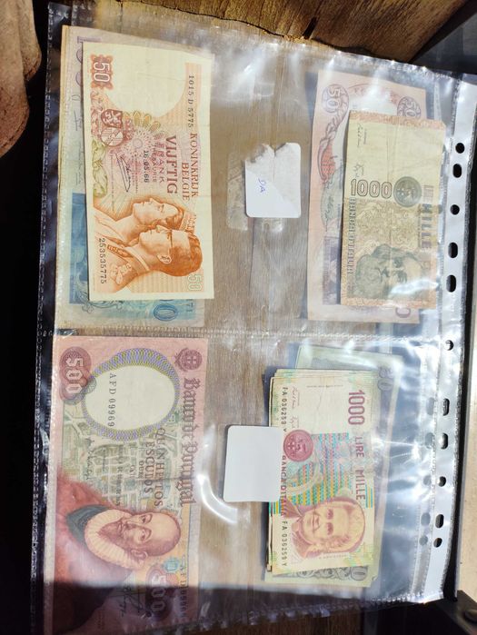 Coleção moedas e notas