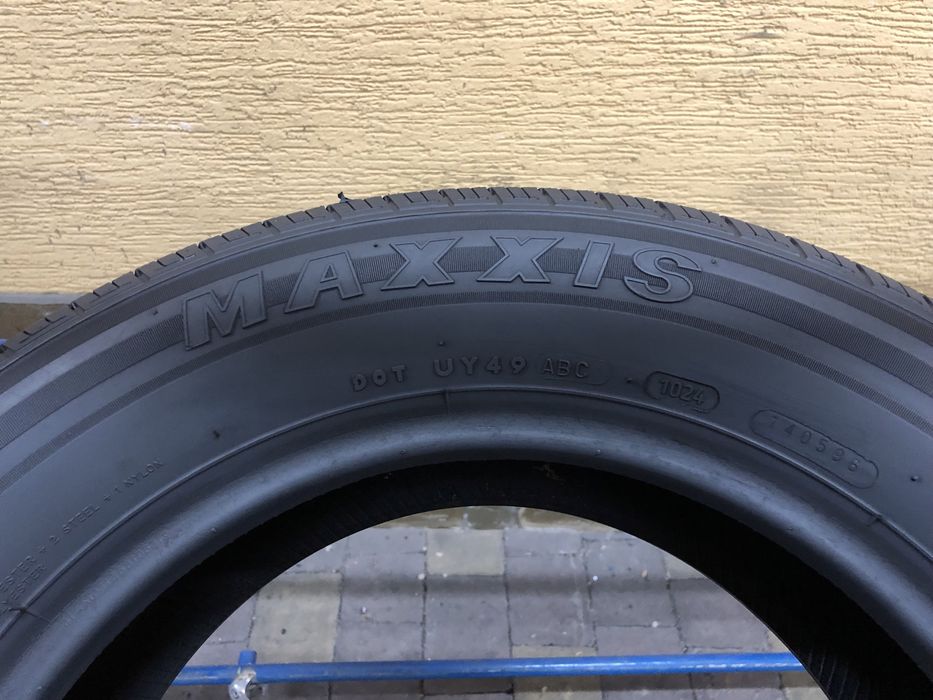 Літні шини 215/60 R16 (95H) MAXXIS