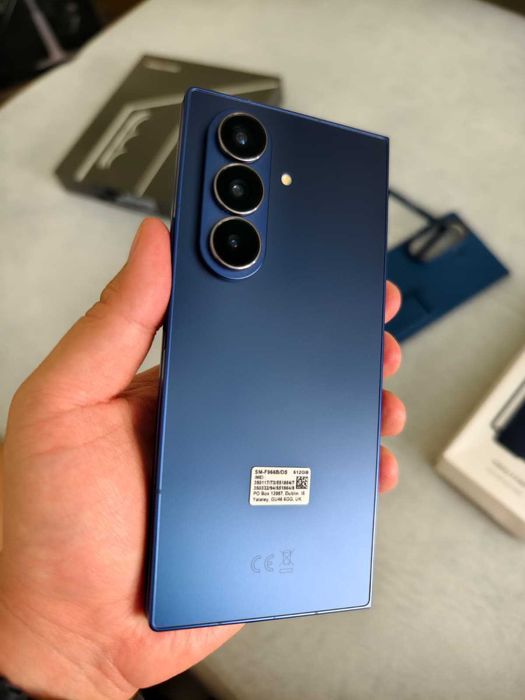 Samsung Galaxy Z Fold7 Azul