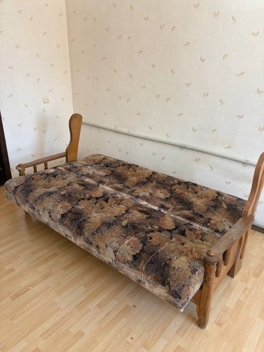 диван книжка б/у с креслом