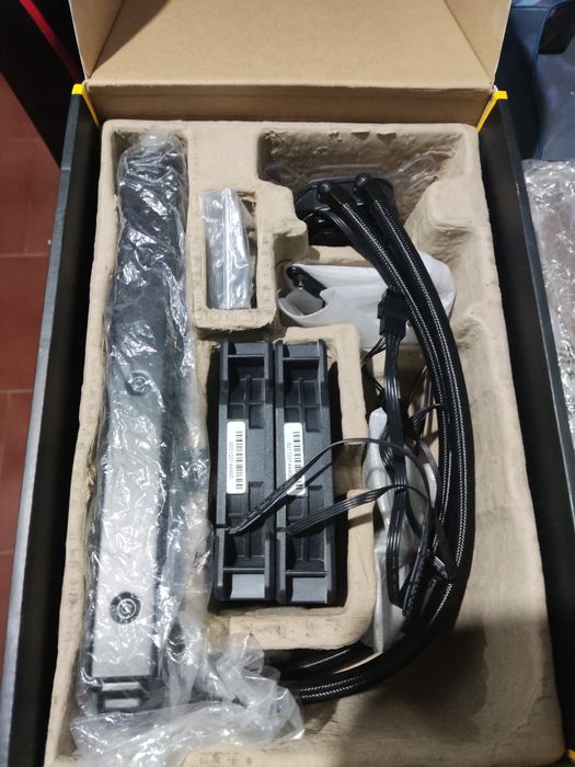 AIO Corsair H100x