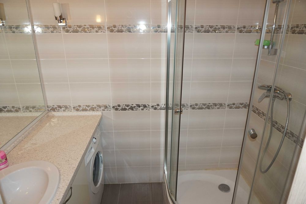 Подобово, однокімнатна, метро Арсенальная. вул. Князів Острозьких 5/2а