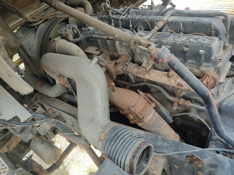Двигун IVECO Eurotech MP 440E38 (EURO 2). Двигун IVECO 9,5 D