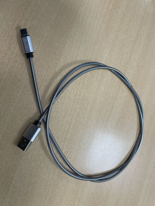 Кабель в металлической оплетке Type-c