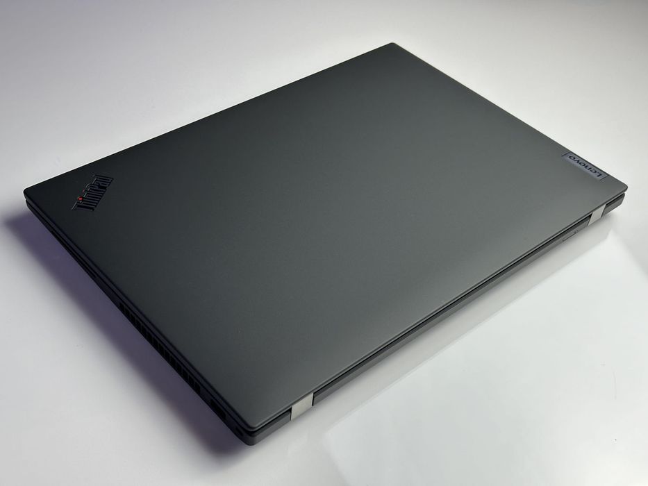 Laptop Lenovo ThinkPad P16s Gen 2 | i7-1360P / FHD+ / RTX A500 / FV23%