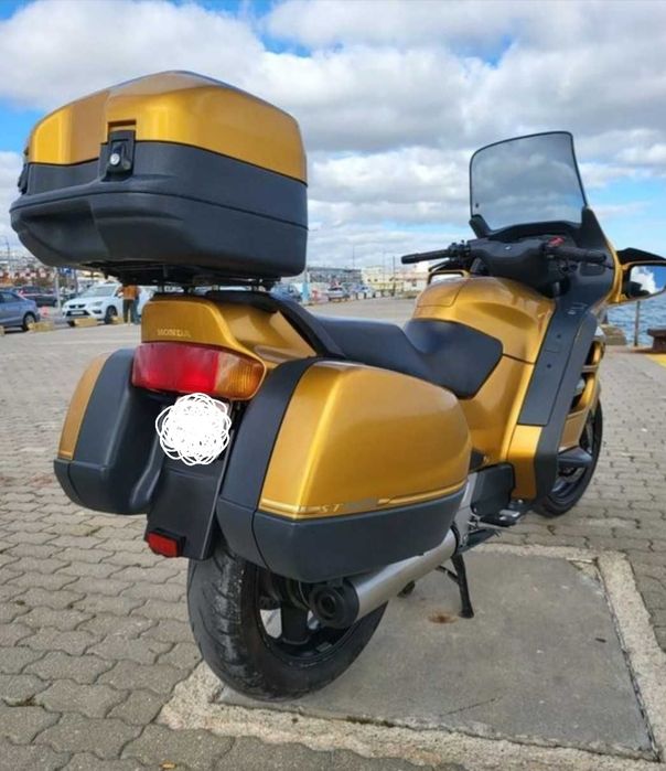Honda ST1100 de 1999, 50th Anniversary Edition com 18 mil kms