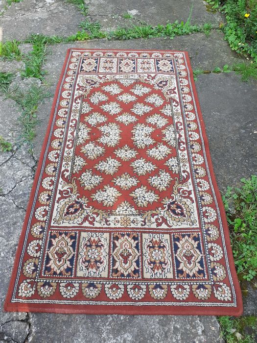 ПРОДАМ б/в килим