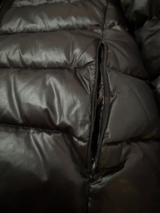 Kurtka moncler puchowa ocieplana na zimę