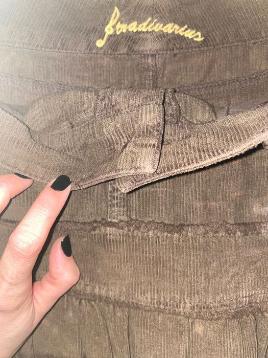 Saia castanha Stradivarius